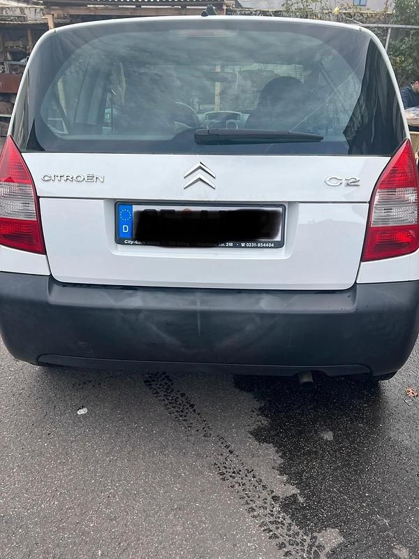 Weiß Gebraucht 2008 Citroën C2 Kleinwagen | 500 € - Bild 1/4