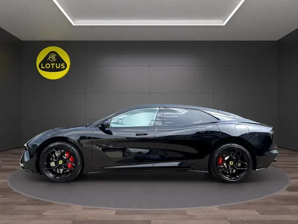 Neu Lotus Emeya 450 kW (612 PS) 2025 Stellar black Kleinwagen