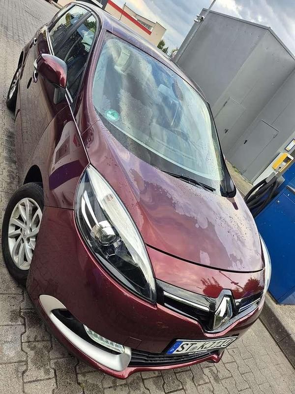 Gebraucht 2014 Renault Scénic III Bose Edition Van / Kleinbus | 5.300 € (Guter Preis) - Bild 1/4