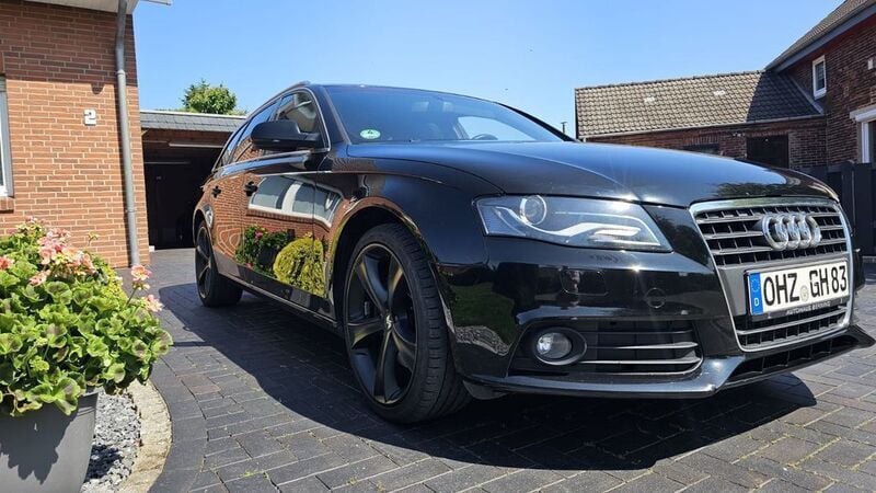 Schwarz Gebraucht 2011 Audi A4 Ambition Kombi | 6.200 € (Superpreis) - Bild 1/4