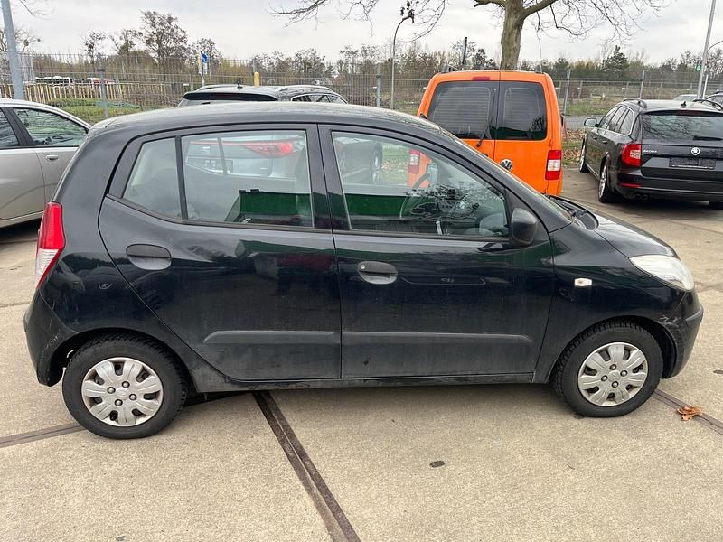 Gebraucht Hyundai i10 Classic 67 PS (49 kW) 2008 Schwarz Kleinwagen