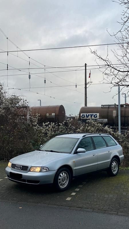 Gebraucht Audi A4 150 PS (110 kW) 1998 Silber Kombi