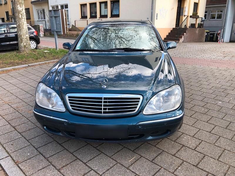 Gebraucht Mercedes S320 197 PS (144 kW) 2000 Grün Limousine