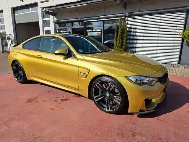 Gebraucht BMW M4 Performance 431 PS (317 kW) 2016 Gold Limousine