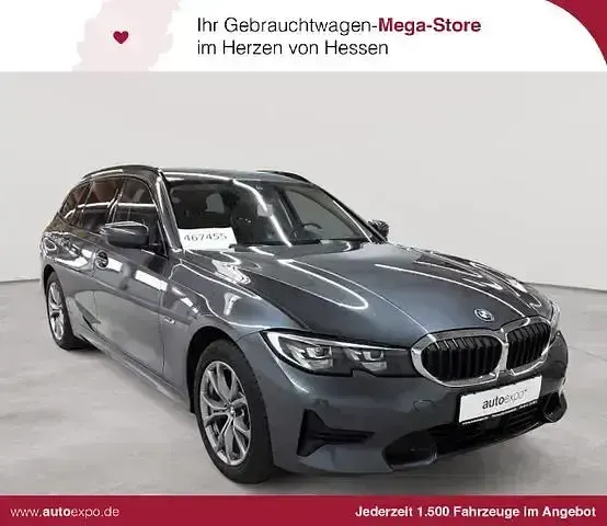 Gebraucht BMW 320e Sport Line 163 PS (119 kW) 2022 Kombi