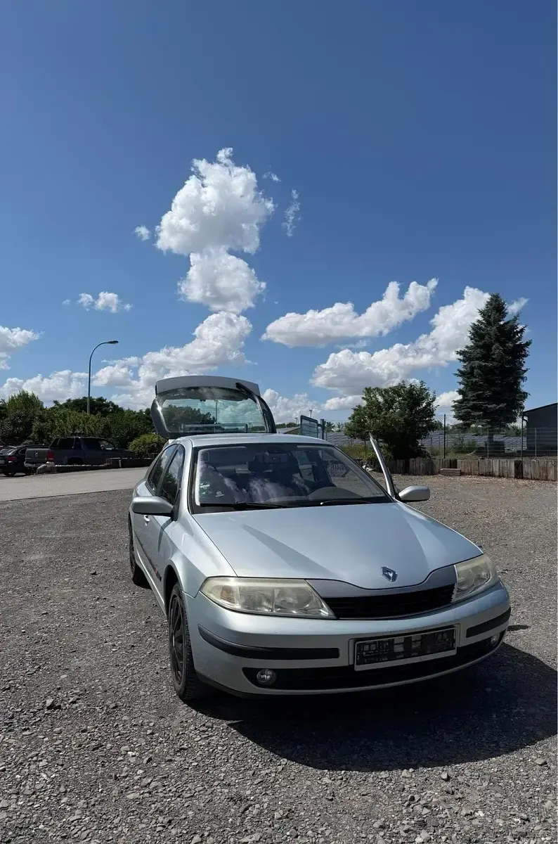 Gebraucht Renault Laguna II 120 PS (88 kW) 2003 Silber Limousine