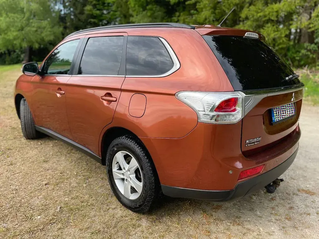 Gebraucht Mitsubishi Outlander 150 PS (110 kW) 2013 Braun SUV