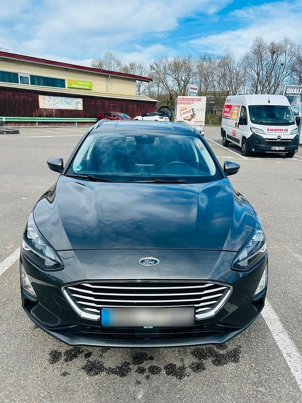 Gebraucht Ford Focus 120 PS (88 kW) 2021 Grau Kombi