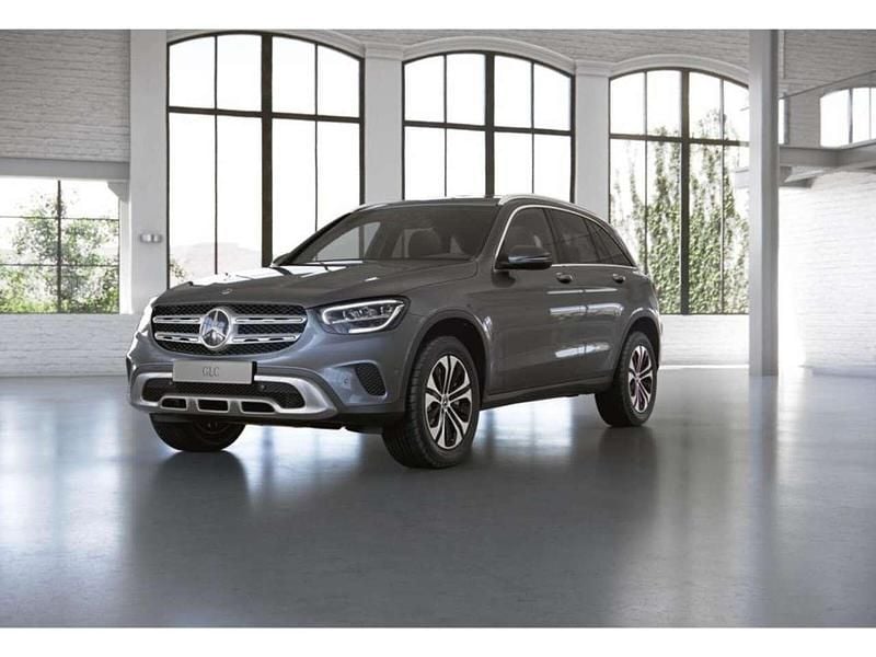 Gebraucht Mercedes GLC300e 194 PS (142 kW) 2022 Selenitgrau SUV