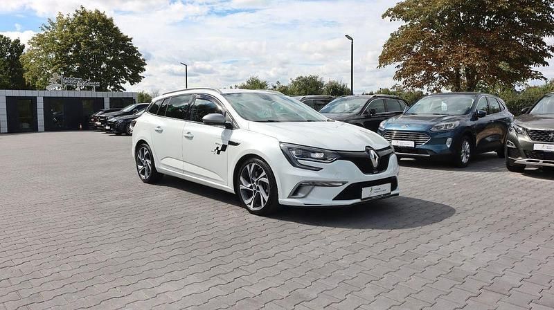 Weiß Gebraucht 2017 Renault Mégane GT Bose Edition Coupé | 14.900 € (Fairer Preis) - Bild 1/4