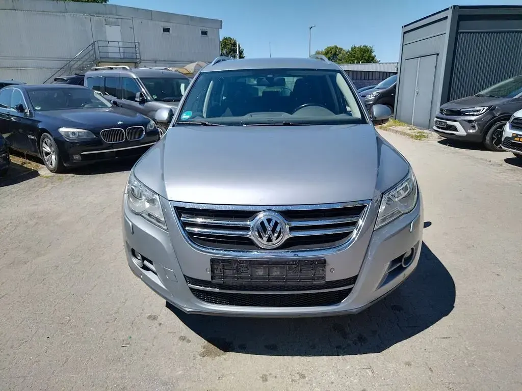 Gebraucht VW Tiguan 140 PS (102 kW) 2010 Grau SUV