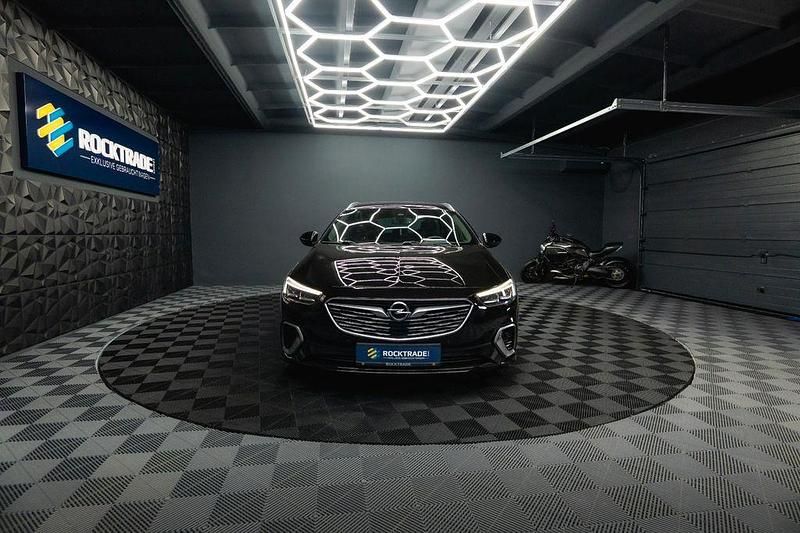 Gebraucht Opel Insignia 260 PS (191 kW) 2018 Schwarz Kombi