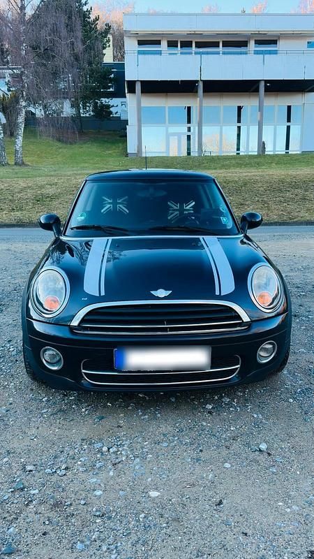 Usata Mini Cooper D 109 CV (80 kW) 2008 Nero Utilitaria