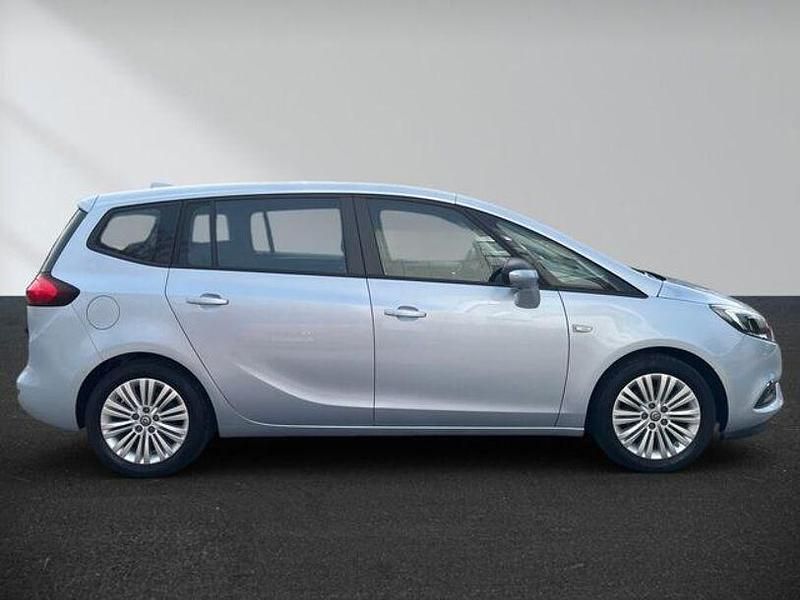 Gebraucht Opel Zafira 120 PS (88 kW) 2017 Silber Van / Kleinbus