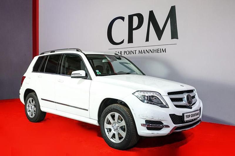 Weiß Gebraucht 2013 Mercedes GLK350 SUV | 22.950 € (Etwas zu teuer) - Bild 1/4