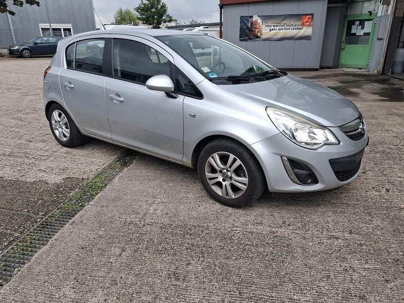 Silber Gebraucht 2012 Opel Corsa Limousine | 2.399 € (Guter Preis) - Bild 1/4