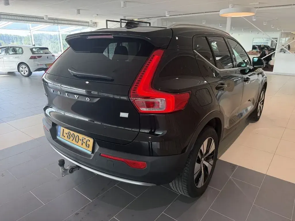 Gebraucht Volvo XC40 Pro 179 PS (131 kW) 2021 Schwarz SUV