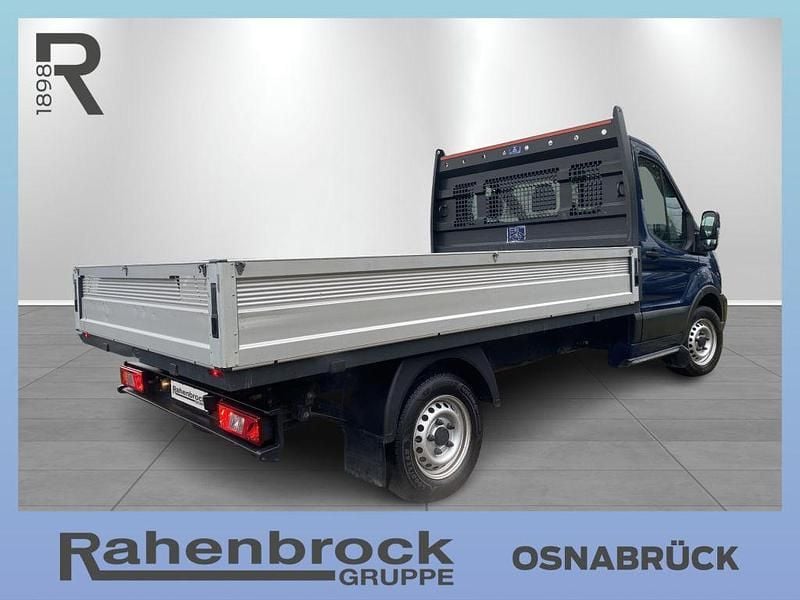 Second-hand Ford Transit 105 CP (77 kW) 2022 Albastru Van