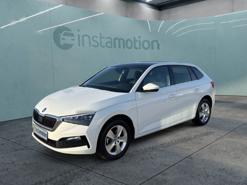 Weiß Gebraucht 2023 Skoda Scala Style Kleinwagen | 24.399 € (Fairer Preis) - Bild 1/3