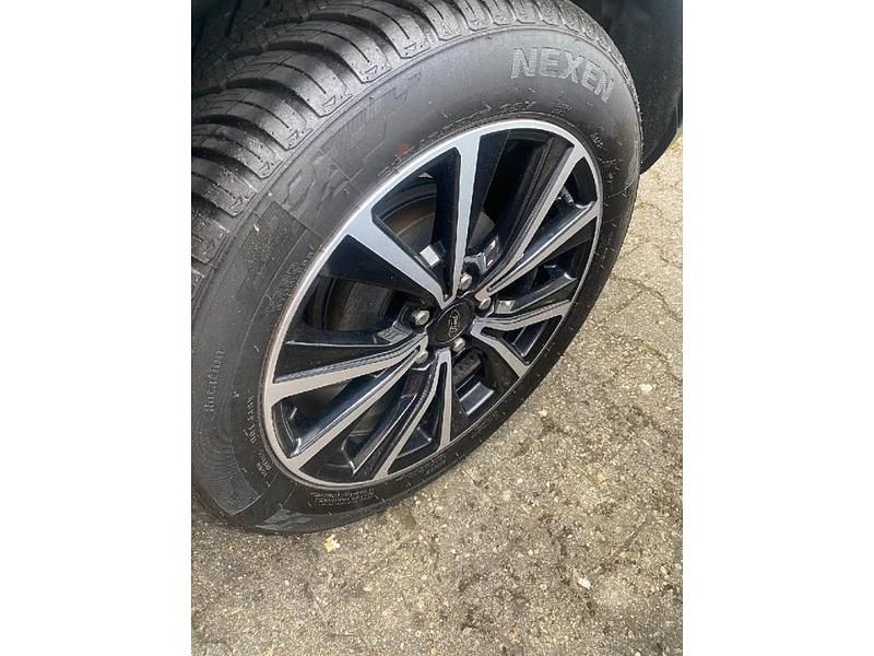 Gebraucht Ford Puma Titanium 125 PS (91 kW) 2022 Weiß SUV