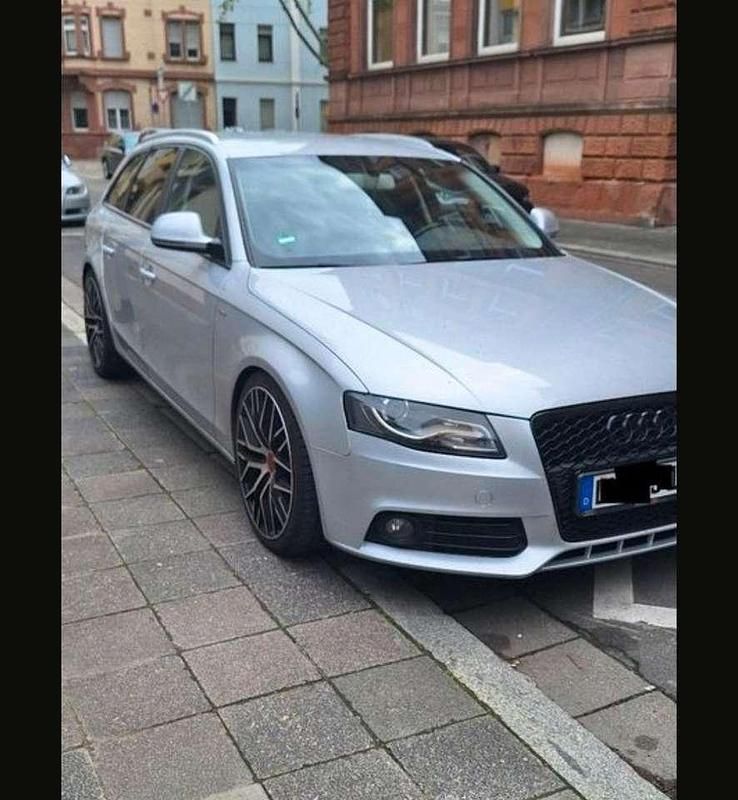 Silber Gebraucht 2008 Audi A4 S-Line Kombi | 7.000 € (Etwas zu teuer) - Bild 1/4