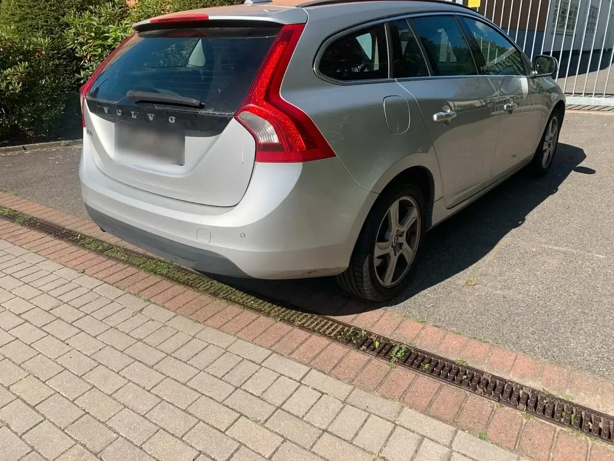 Gebraucht Volvo V60 120 PS (88 kW) 2012 Kombi