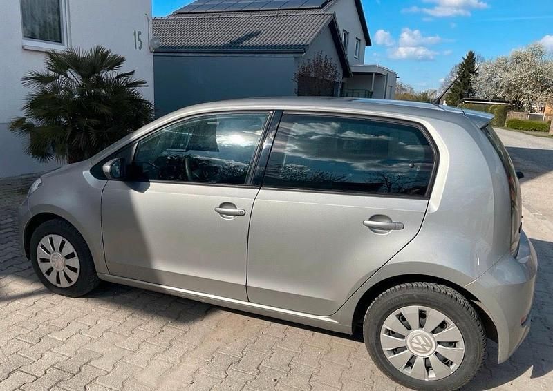 Usata VW up! 60 CV (44 kW) 2018 Argento Utilitaria