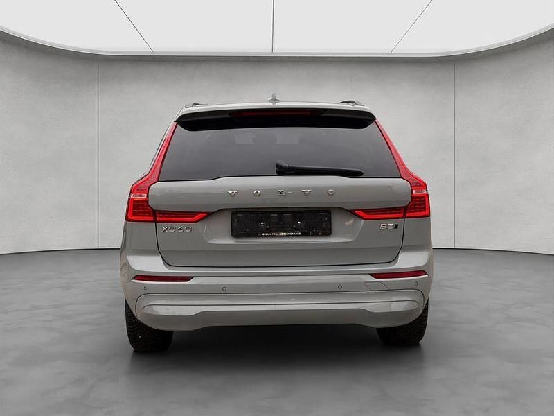 Gebraucht Volvo XC60 Core 250 PS (183 kW) 2024 Grau SUV