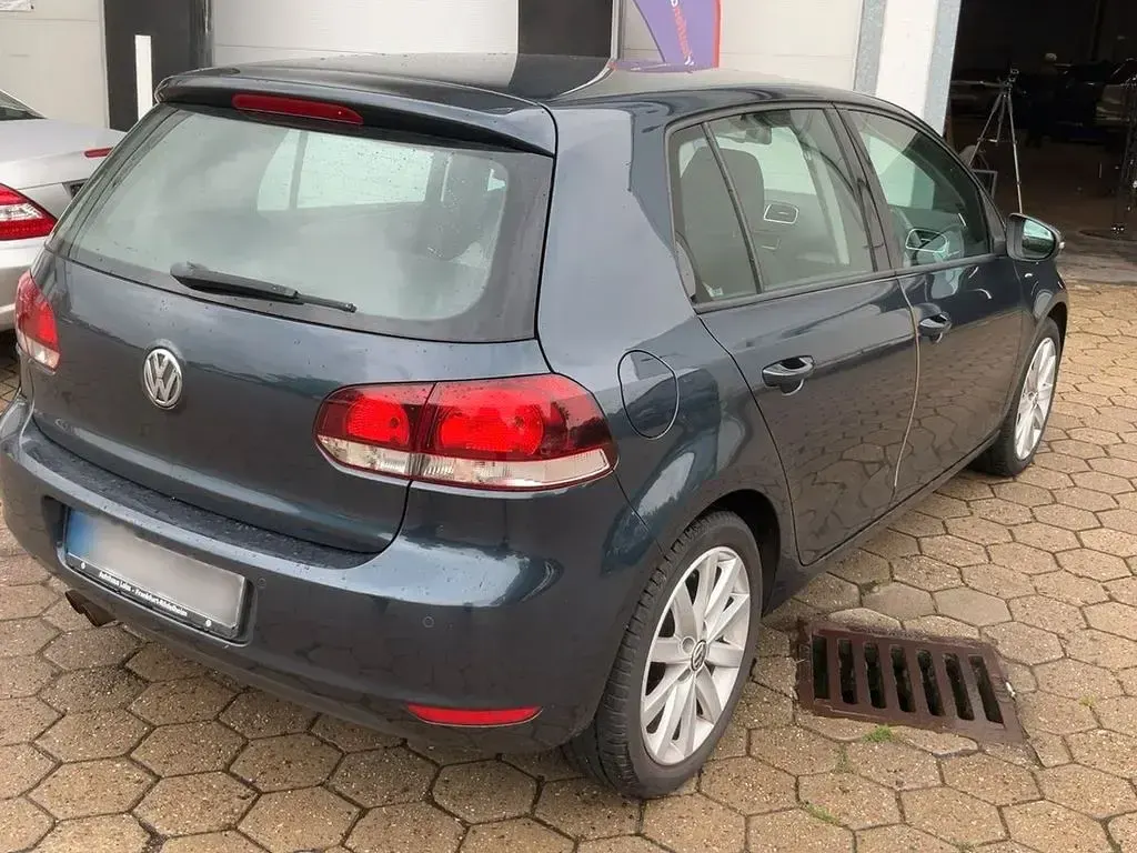 Gebraucht VW Golf VI Highline 122 PS (89 kW) 2009 Bluegraphit Kleinwagen