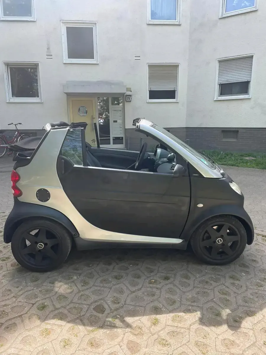 Usata Smart ForTwo Cabrio 54 CV (39 kW) 2002 Nero Cabrio