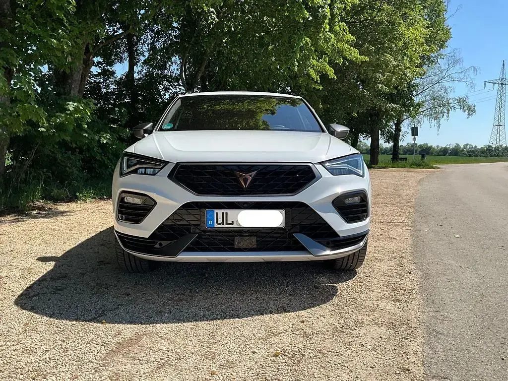 Używany Cupra Ateca VZ 300 KM (220 kW) 2024 Biały SUV