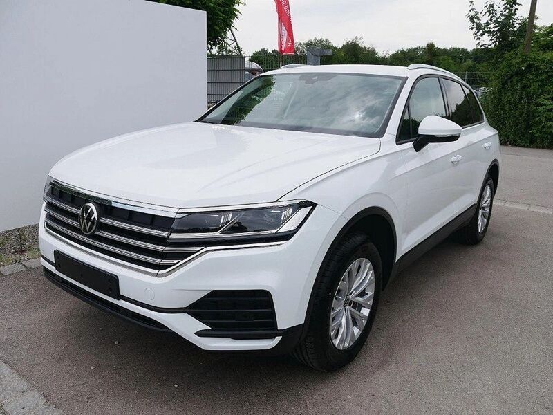 Weiss Neu 2025 VW Touareg SUV | 62.649 € (Superpreis) - Bild 1/4