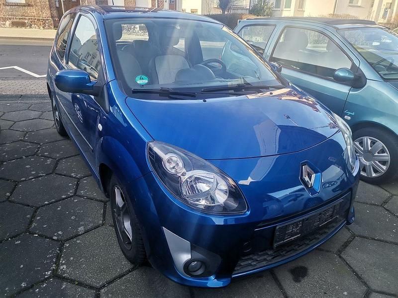 Second-hand Renault Twingo 75 CP (55 kW) 2010 Albastru Hatchback