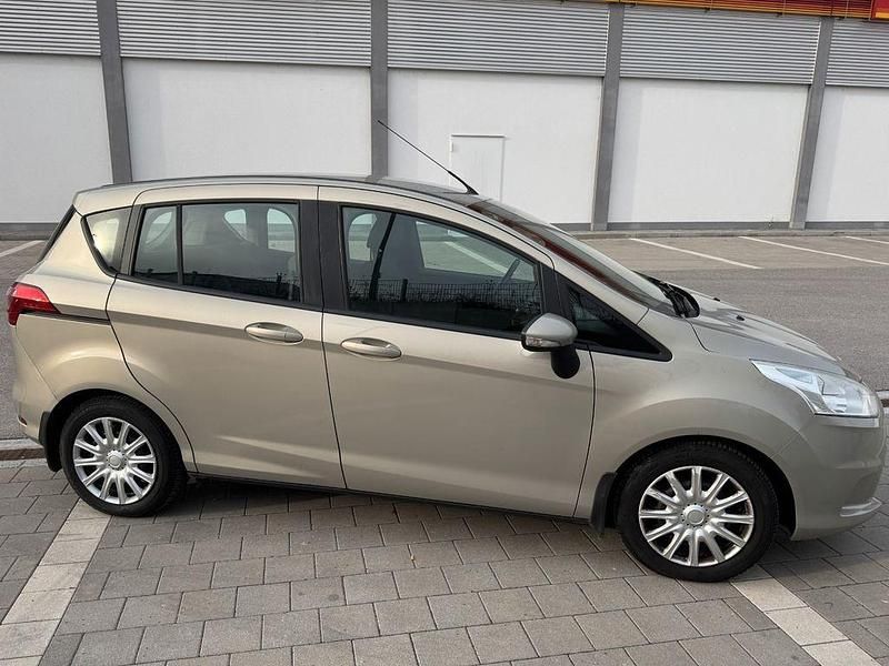 Gebraucht Ford B-MAX 101 PS (74 kW) 2013 Beige Van / Kleinbus