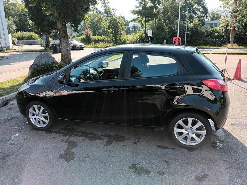 Schwarz Gebraucht 2008 Mazda 2 Independence Kleinwagen | 3.300 € (Fairer Preis) - Bild 1/4