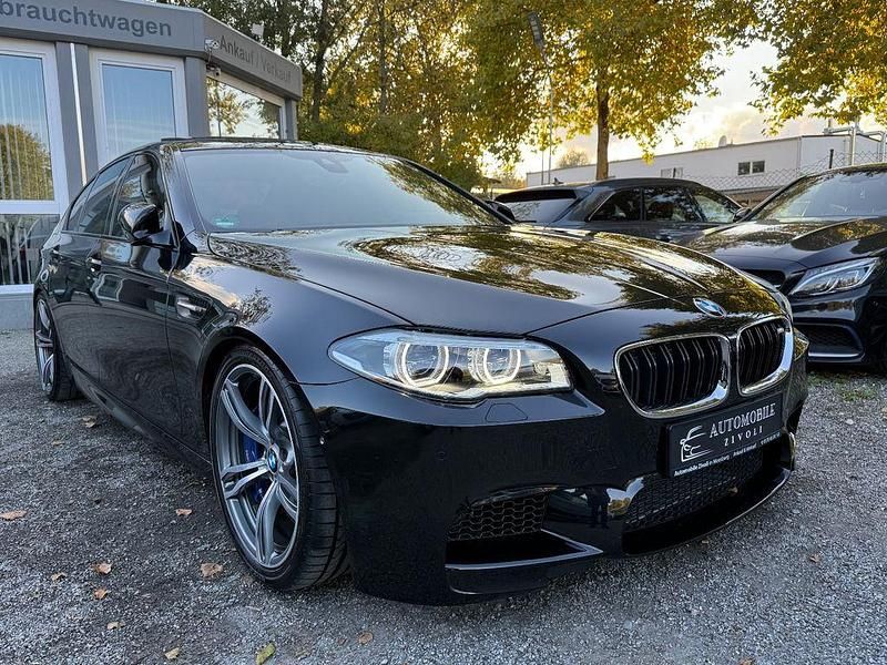 Używany BMW M5 Performance 560 KM (411 kW) 2016 Czarny Sedan/Limuzyna