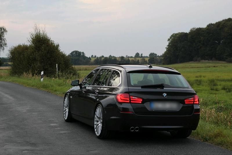 Gebraucht BMW 525 Comfort Edition 204 PS (150 kW) 2011 Grau Kombi