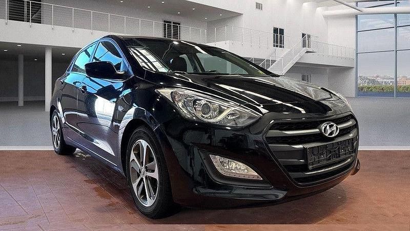 Gebraucht Hyundai i30 2015 Schwarz Limousine