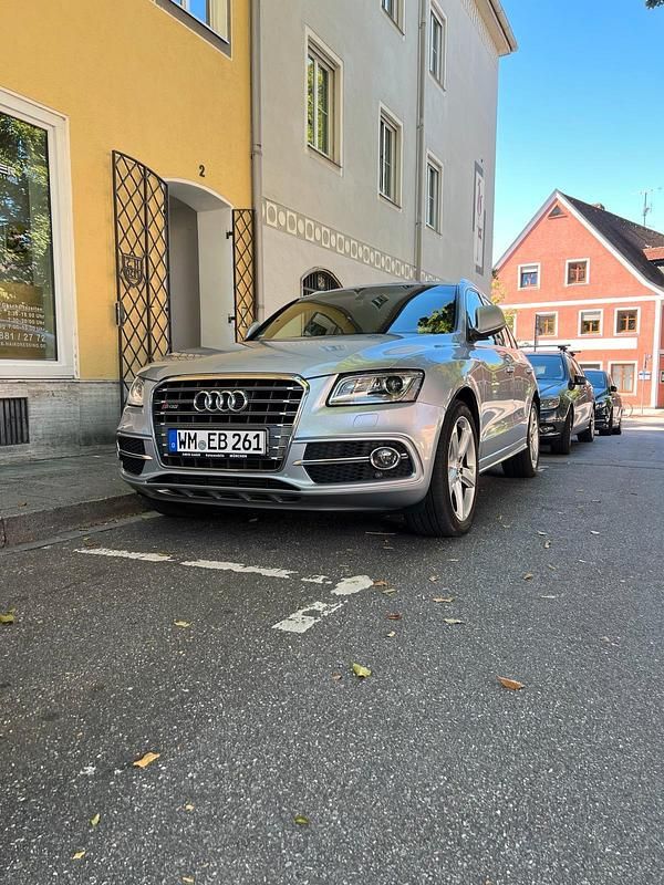 Silber Gebraucht 2015 Audi SQ5 SUV | 18.500 € (Fairer Preis) - Bild 1/4