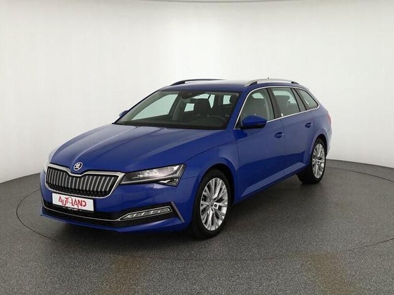 Blau Gebraucht 2022 Skoda Superb | 24.990 € (Guter Preis) - Bild 1/4