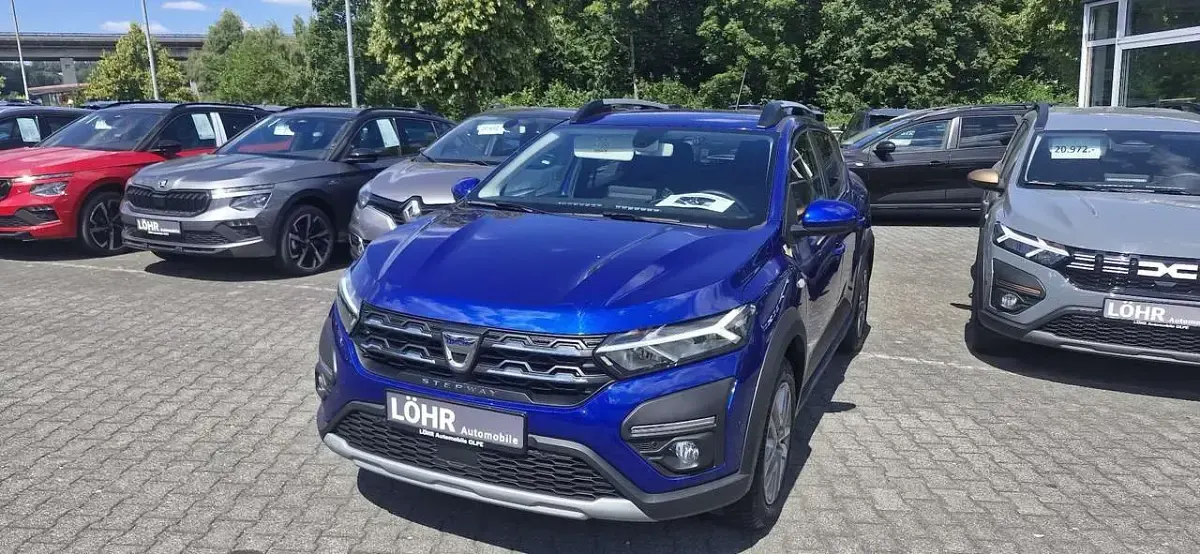 Gebraucht Dacia Sandero Comfort 91 PS (66 kW) 2022 Stahlblau SUV
