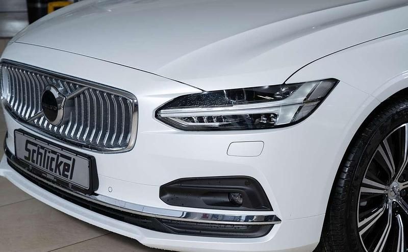 Gebraucht Volvo V90 Plus 197 PS (144 kW) 2025 Crystal white pearl met. Kombi