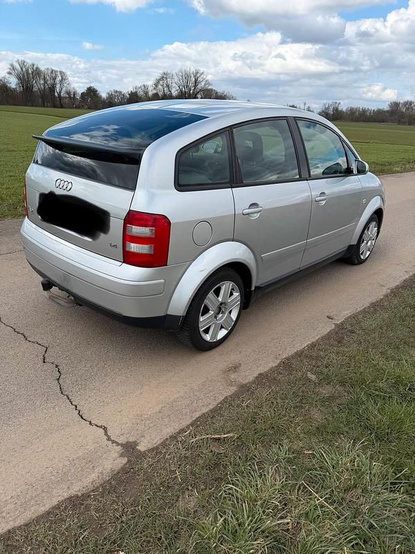 Gebraucht Audi A2 75 PS (55 kW) 2000 Silber Kleinwagen