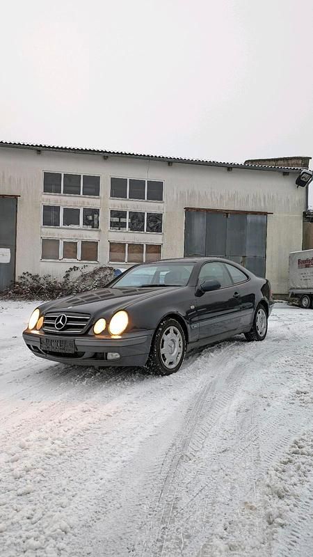 Andere farben Gebraucht 1999 Mercedes CLK320 Coupé | 2.600 € (Superpreis) - Bild 1/4