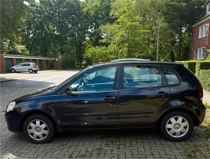 Schwarz Gebraucht 2006 VW Polo Kleinwagen | 750 € (Superpreis) - Bild 1/4
