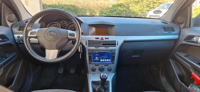 Gebraucht Opel Astra Eco 90 PS (66 kW) 2009 Grau Kombi