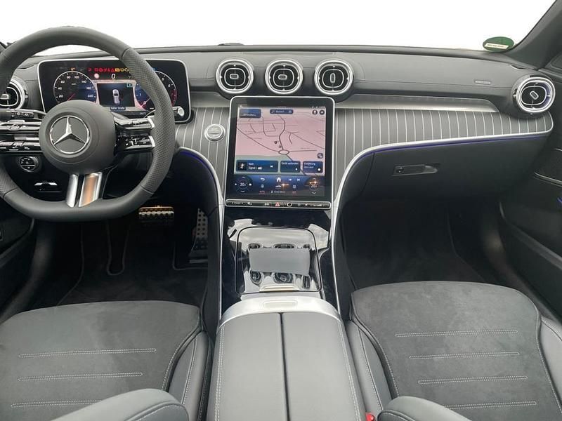 Gebraucht Mercedes C300 258 PS (189 kW) 2024 Schwarz Kombi