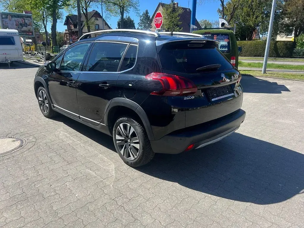 Gebraucht Peugeot 2008 Allure 102 PS (75 kW) 2019 Schwarz SUV