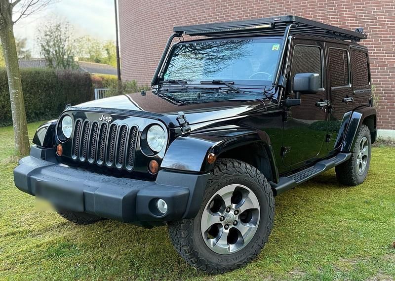 Gebraucht Jeep Wrangler Overland 200 PS (147 kW) 2013 Schwarz SUV