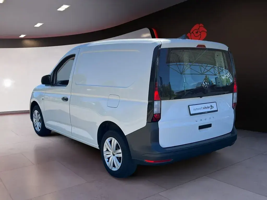 Gebraucht VW Caddy 102 PS (75 kW) 2022 Weiß Van / Kleinbus